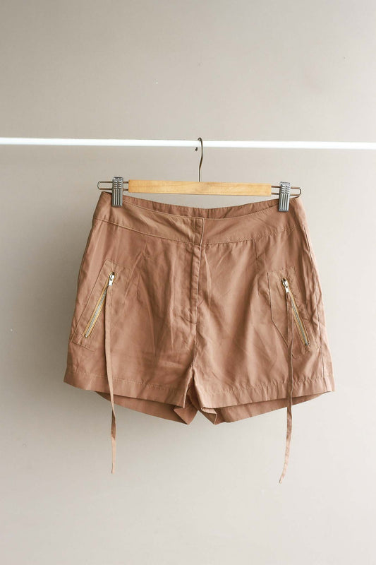 The Scarlet Room Mid rise Shorts