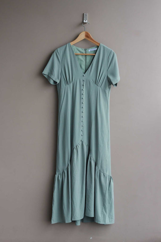 Hollyhoque V-Neck Faux Button Maxi in Sage Green